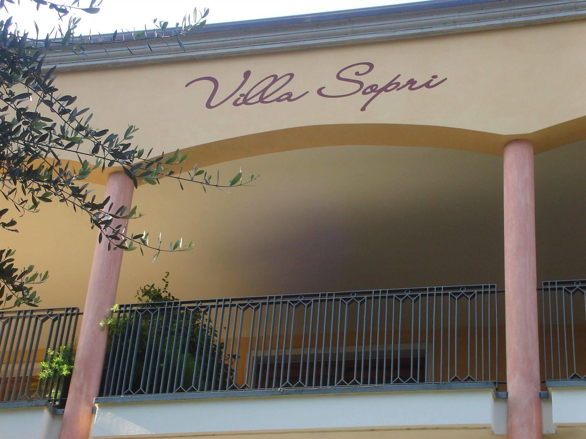 Villa Sopri มัลเชซิเน ภายนอก รูปภาพ
