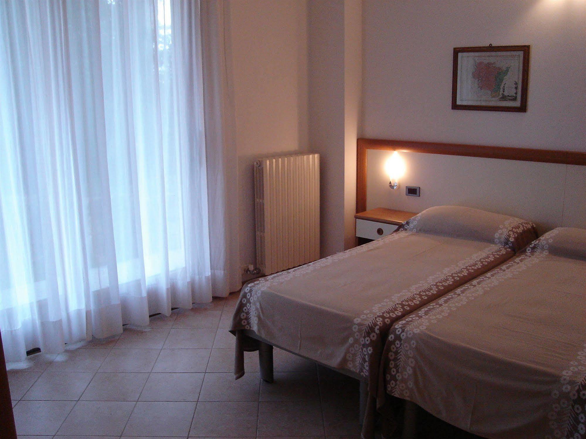 Villa Sopri มัลเชซิเน ภายนอก รูปภาพ