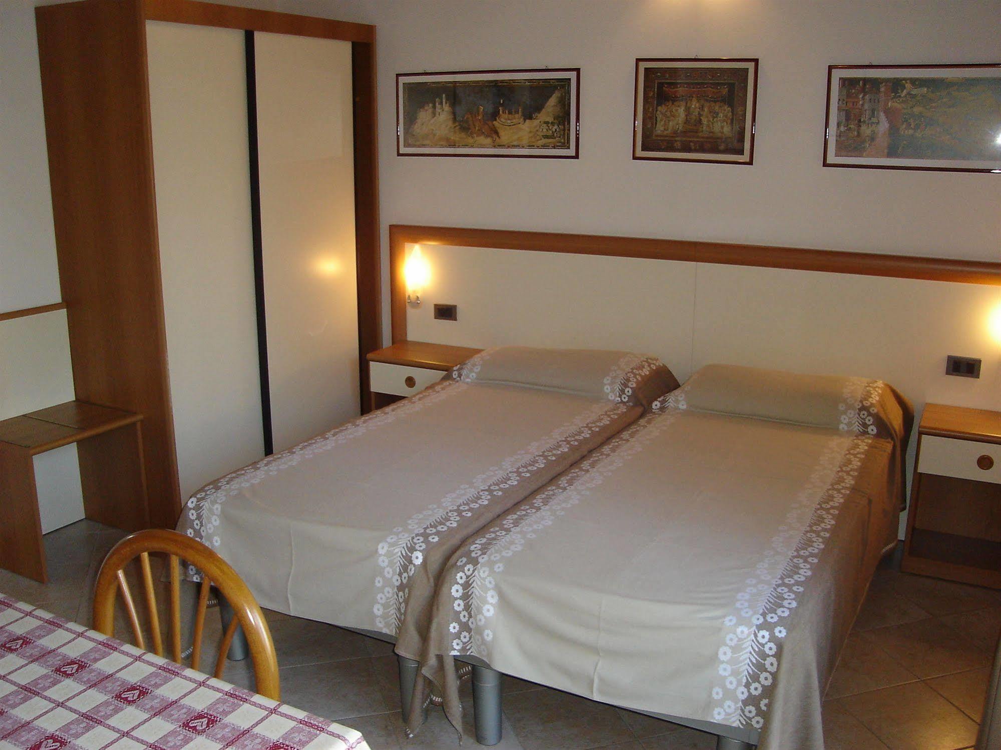 Villa Sopri มัลเชซิเน ภายนอก รูปภาพ