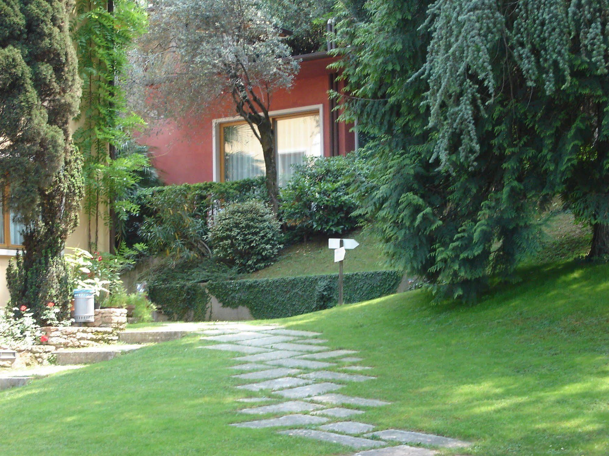 Villa Sopri มัลเชซิเน ภายนอก รูปภาพ